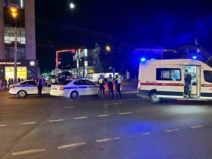 В центре Казани сбили сотрудника ГИБДД