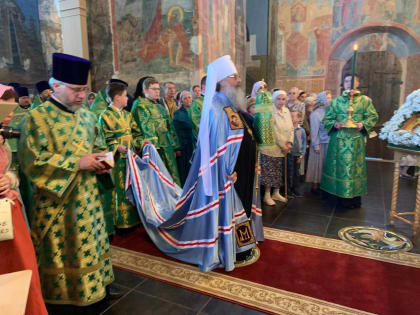 В день своего тезоименитства митрополит Кирилл совершил Литургию в Кирилло-Белозерском монастыре