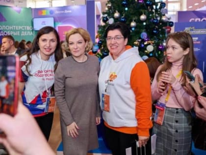 Министр культуры РФ Ольга Любимова: "Волонтеров культуры уже почти 300 000 человек"