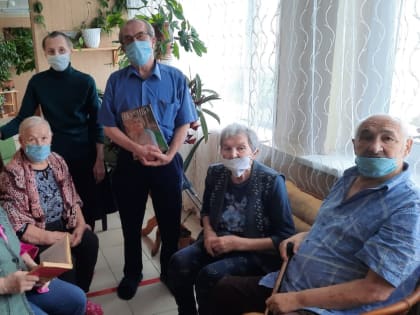 Пожилые Верхнеуслонского дома-интерната встретились в «Литературной гостиной»