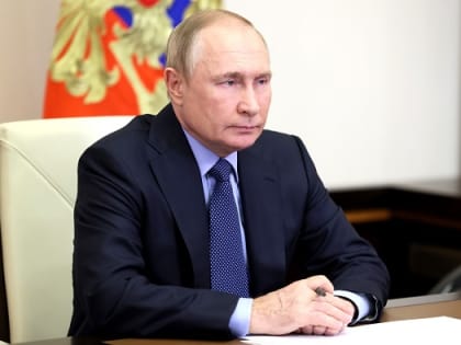 Путин поручил разработать механизм выплат компенсаций жертвам мошенников