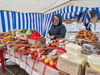 В Челнах проходят ярмарки "Весенние"