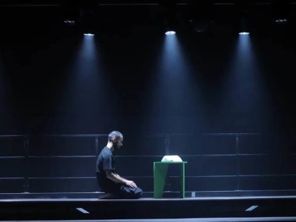 «У меня появились вопросы к Аллаху»: Нурбек Батулла устроил «Диалог» со своим отцом