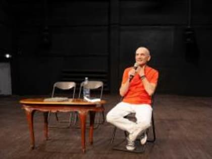 Сбор труппы театра Камала после летнего отпуска (ФОТОРЕПОРТАЖ)