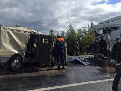 В сети появилось видео с моментом ДТП, в котором погиб актер Сергей Пускепалис