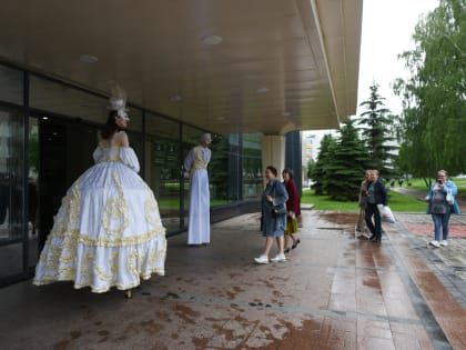 Наиль Магдеев вручил награды челнинским медикам