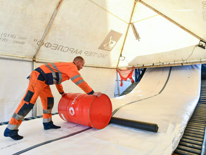 Реконструкция третьего северного коллектора: на ул.Чистопольской в трубопровод заправлено 170 м полимерного рукава