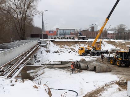 Ильсур Метшин проинспектировал ход работ по капремонту моста по ул. Назарбаева в Казани
