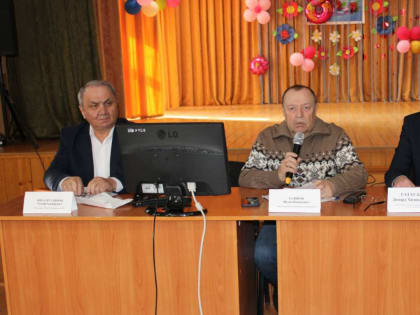 Алан авылында умартачылык буенча еллык киңәшмә үтте.