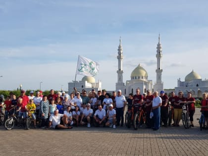 Глава Спасского муниципального района Ф.В. Мухаметов встретил участников VII ВЕЛОэстафета