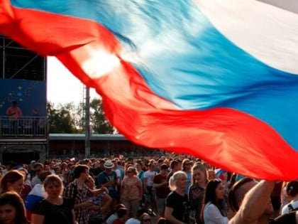 «Пенсионный возраст вернется к отметке 55 и 60 лет»: россияне не могут поверить своему счастью