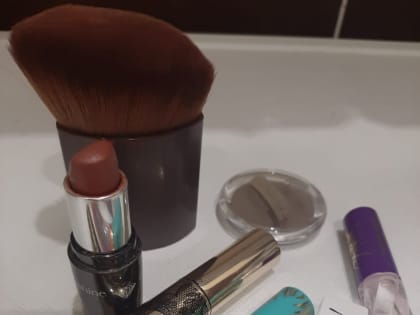 Купили некачественную косметику или парфюмерию?