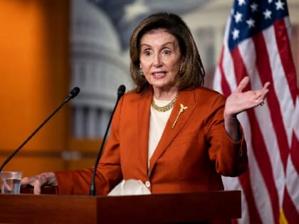 Спецборт Нэнси Пелоси приближается к Тайваню