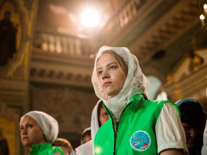 Молодежный отдел Казанской епархии объявляет набор добровольцев, желающих оказать помощь в организации торжеств в день празднования Казанской иконе Божией Матери