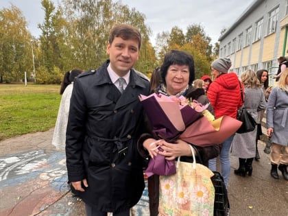 Марат Закиров: «С заветом нашего первого учителя мы с одноклассниками шагаем по жизни»