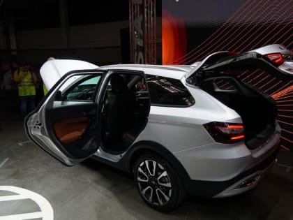 АвтоВАЗ запустил производство автомобилей LADA Vesta нового поколения