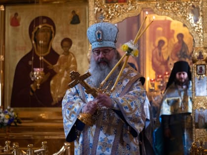 В праздник иконы Богородицы «Боголюбская» митрополит Кирилл совершил Литургию в Зилантовом монастыре