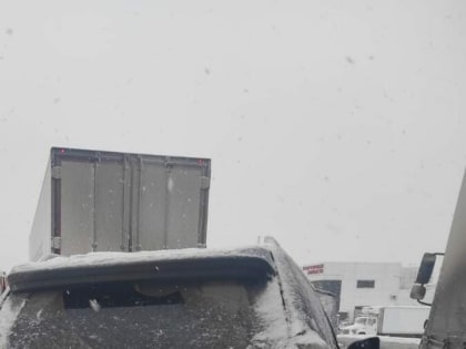 Водитель и пассажиры такси пострадали в массовом ДТП в Челнах