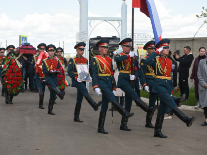 В Набережных Челнах простились с Рамисом Загртдиновым
