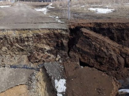 Власти два года не могут справиться с провалом в татарстанском селе