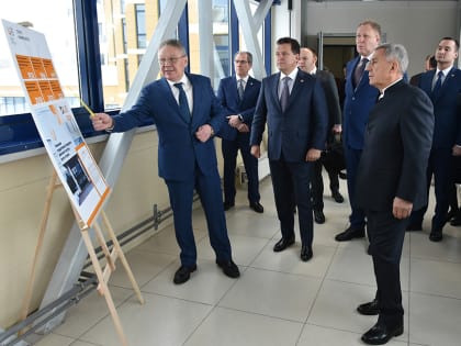 Рустам Минниханов и Ильсур Метшин посетили Центр спортивной медицины в Казани