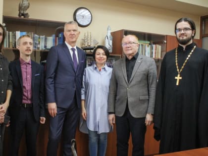 Члены администрации и преподаватели семинарии приняли участие во встрече с историком-востоковедом Михаилом Якушевым в КФУ