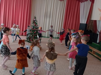 В Илеберском детском садике "Умырзая" дети встретили "Старый новый год".