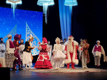 В г. Нижнекамске дети сотрудников вневедомственной охраны Росгвардии приняли участие в городском новогоднем мероприятии