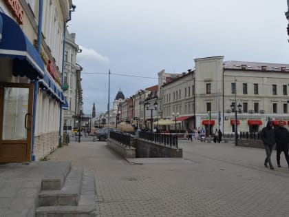 Стало известно, почему на Баумана будут менять брусчатку