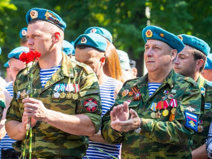 Нижнекамцы отметят День воздушно-десантных войск