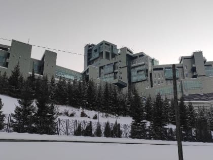 Квартиры в элитном доме «Кристалл» выставили на продажу. Возможно, впервые