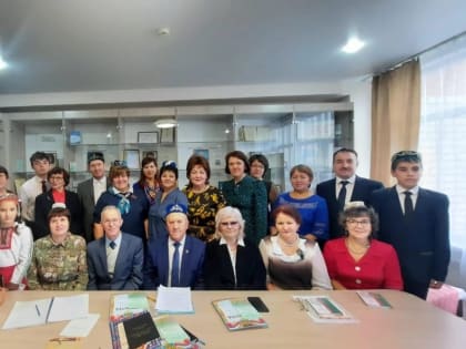 В школе №4 Лениногорска состоялось открытие музея "Әдәби мирас"