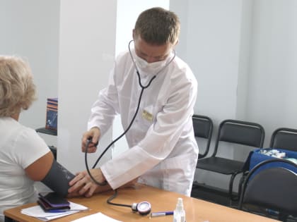 Медики Набережночелнинского госпиталя для ветеранов войн провели выездную вакцинацию в Пенсионном фонде