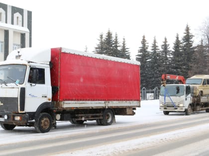 Сегодня жители Актаныша в торжественной обстановке проводили гуманитарный груз
