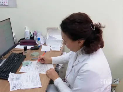Нижнекамцам рассказали, по каким номерам можно записаться к узким специалистам