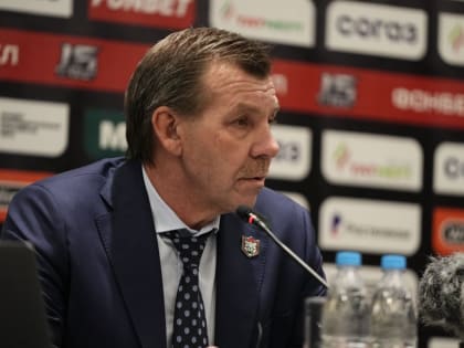 Олег Знарок: «Идёт лишний пас, когда нужно угрожать воротам»