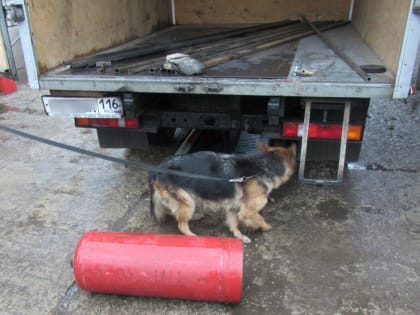 В Татарстане пресекли попытку доставки средств сотовой связи и комплектующих к ним в колонию