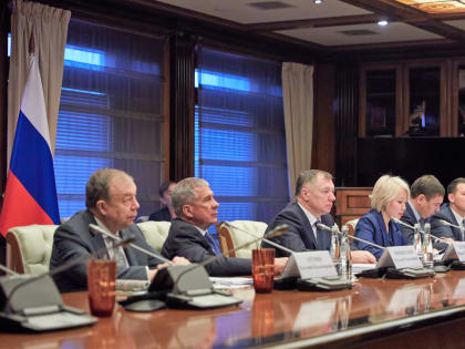 Марат Хуснуллин: «Нужно развивать собственную систему подготовки религиозных деятелей»