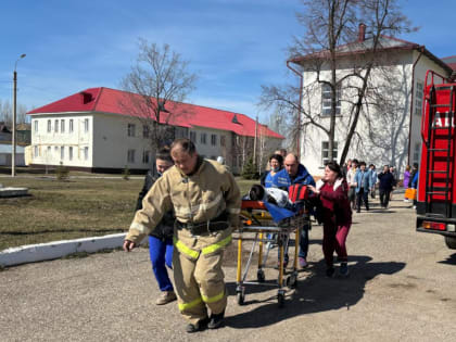 В Уруссинской ЦРБ состоялись тактико-специальные учения