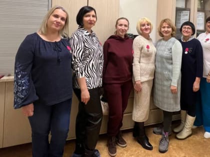 Медики СПИД центра удостоены наград