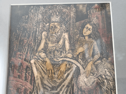 «Продала дом — купила часы с кукушкой»: ценительница редких вещей открыла свою выставку