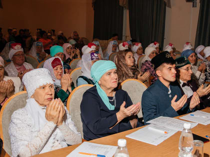 В Бугульме прошел Всероссийский фестиваль мунаджатов "Милли моң”