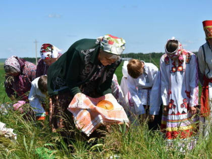 В Республике Татарстан возродили древний обряд поклонения солнцу