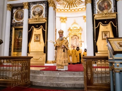 В канун Прощёного воскресенья митрополит Кирилл совершил всенощное бдение в Казанском кафедральном соборе