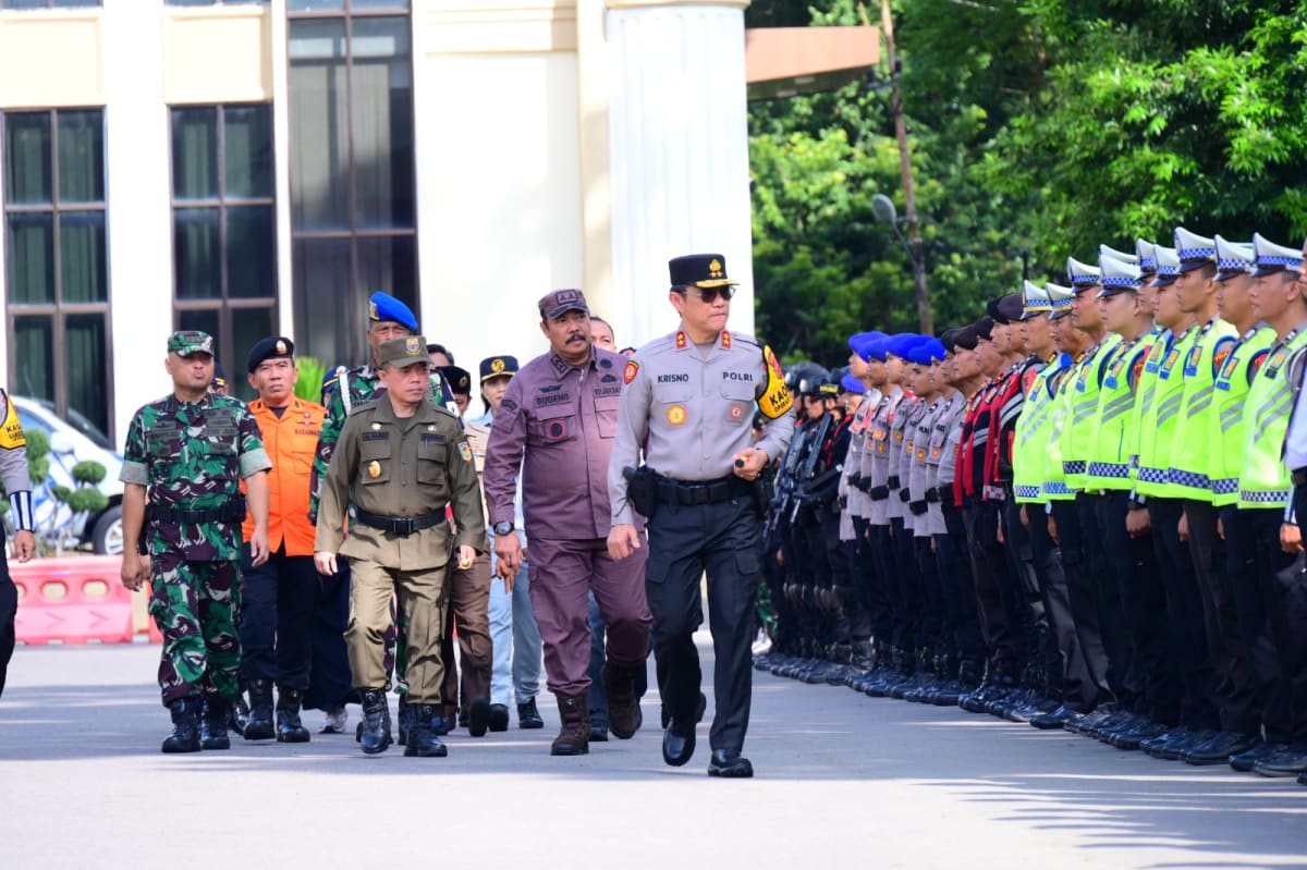 Polda Jambi Apel Gelar Pasukan Pengamanan Nataru 2025-2026