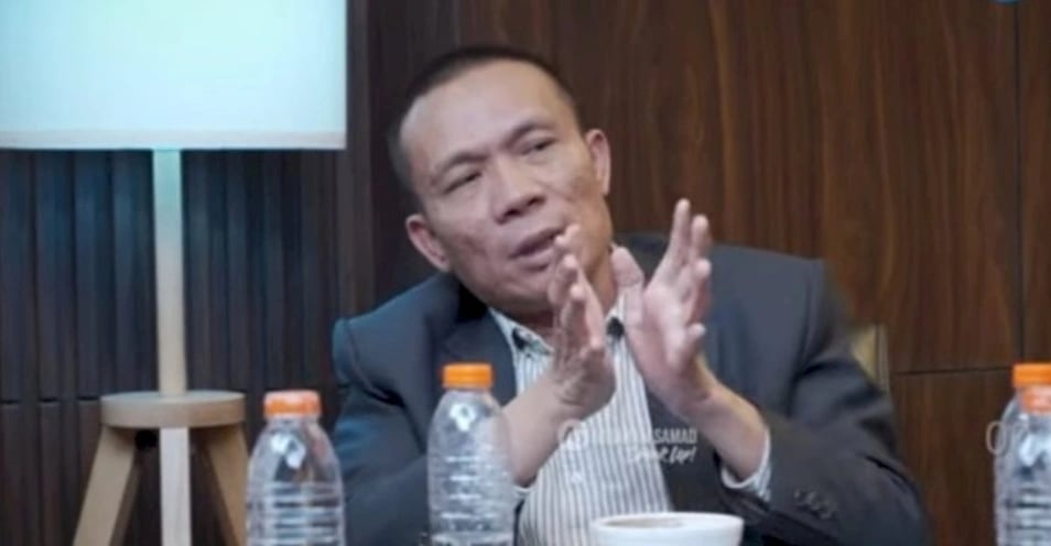 RJ RISMON SIANIPAR BERTENTANGAN DENGAN KUHAP?