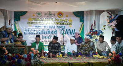 Wabup H A Khafid Bersama Ribuan Warga, Isra Mi’raj di Tambang Emas