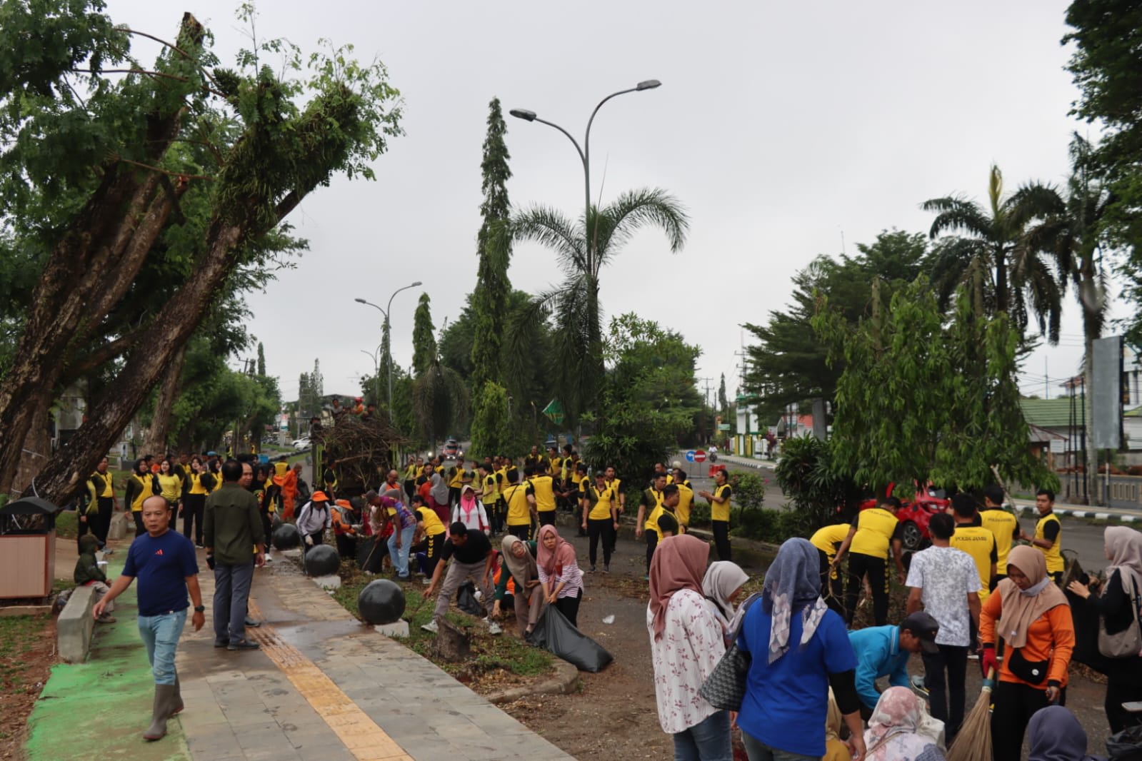 Polres Merangin dan Pemkab Gelar Kurve Bersama, Serentak Hingga Polsek Jajaran Wujudkan Lingkungan Bersih