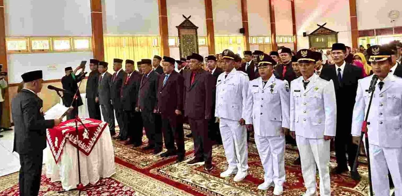Bupati Bungo H. Dedi Putra Lantik 43 Pejabat Lingkup Pemda Bungo