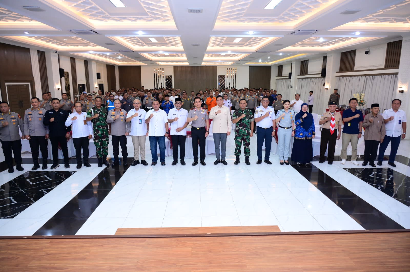 Polda Jambi Menggelar Rakor Lintas Sektoral Tahun 2025 Di Aula Lantai 3 Gedung Siginjai